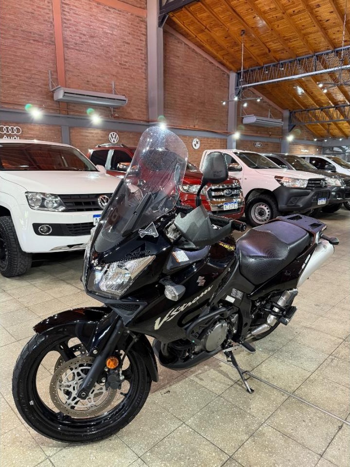 Suzuki V-strom 1000 2012 Impecable