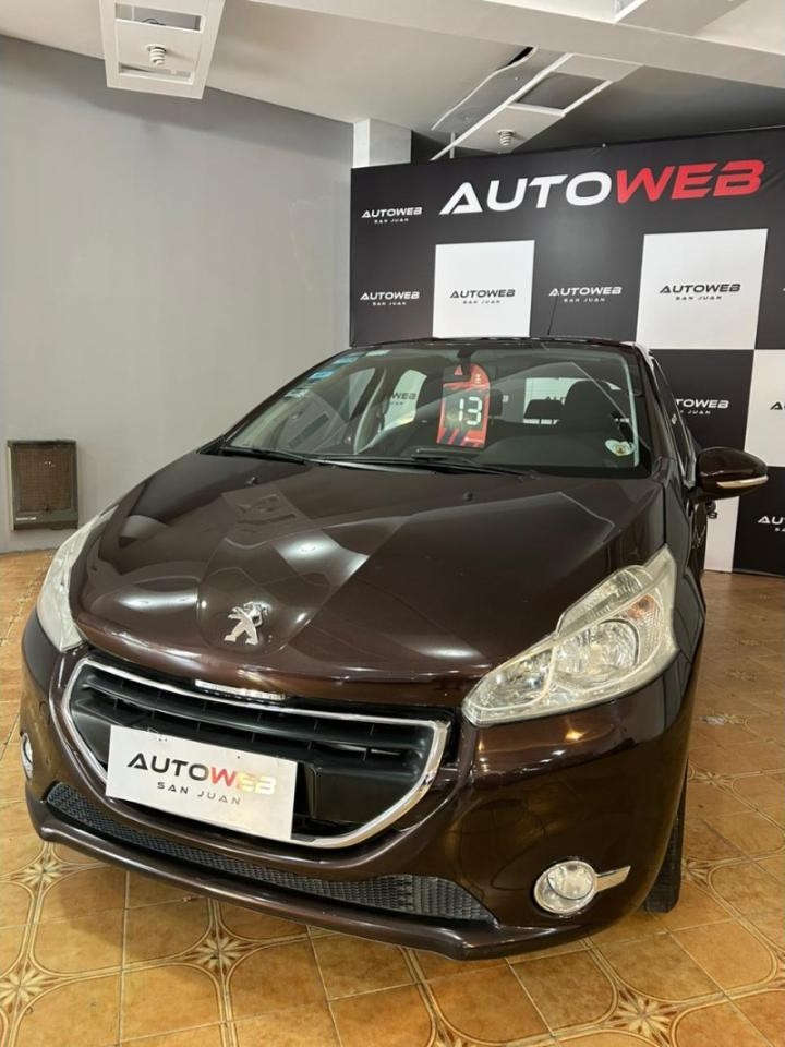 Peugeot 208 Allure Touch 1.5 Año 2013