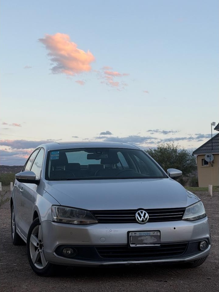 Volkswagen Vento Luxury 2.5, 2012 - Incluyo Transferencia