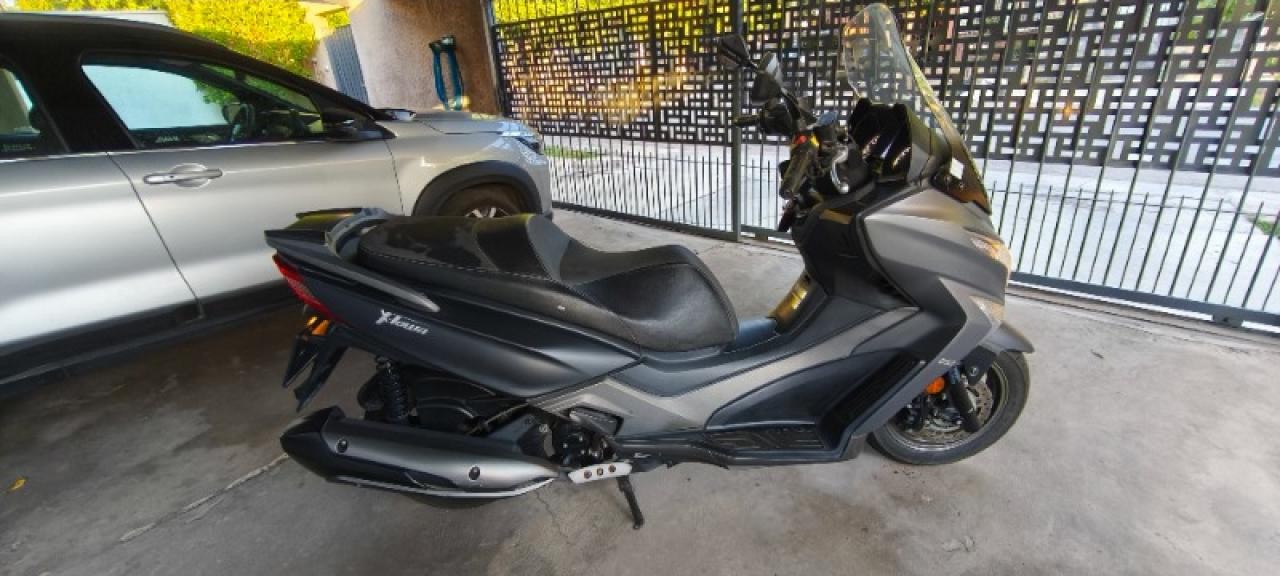 Kimco Scooter X Town 250  Espectacular Y Económica