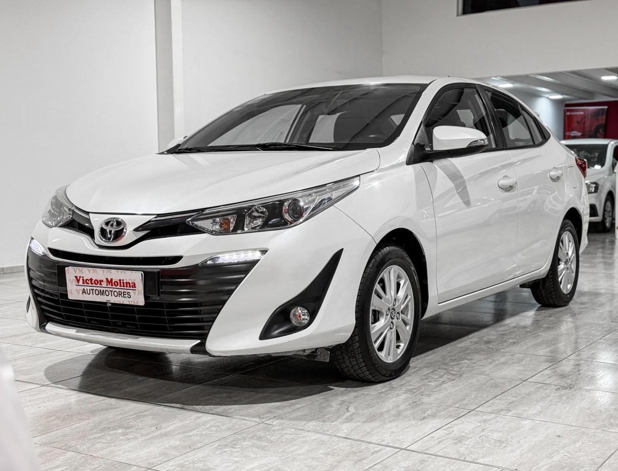 Toyota Yaris 2019 Xls Pack Cvt 1.5 1ra Mano 4 Ptas