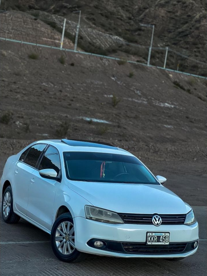Volkswagen Vento 2.0 Tdi Advance 2011