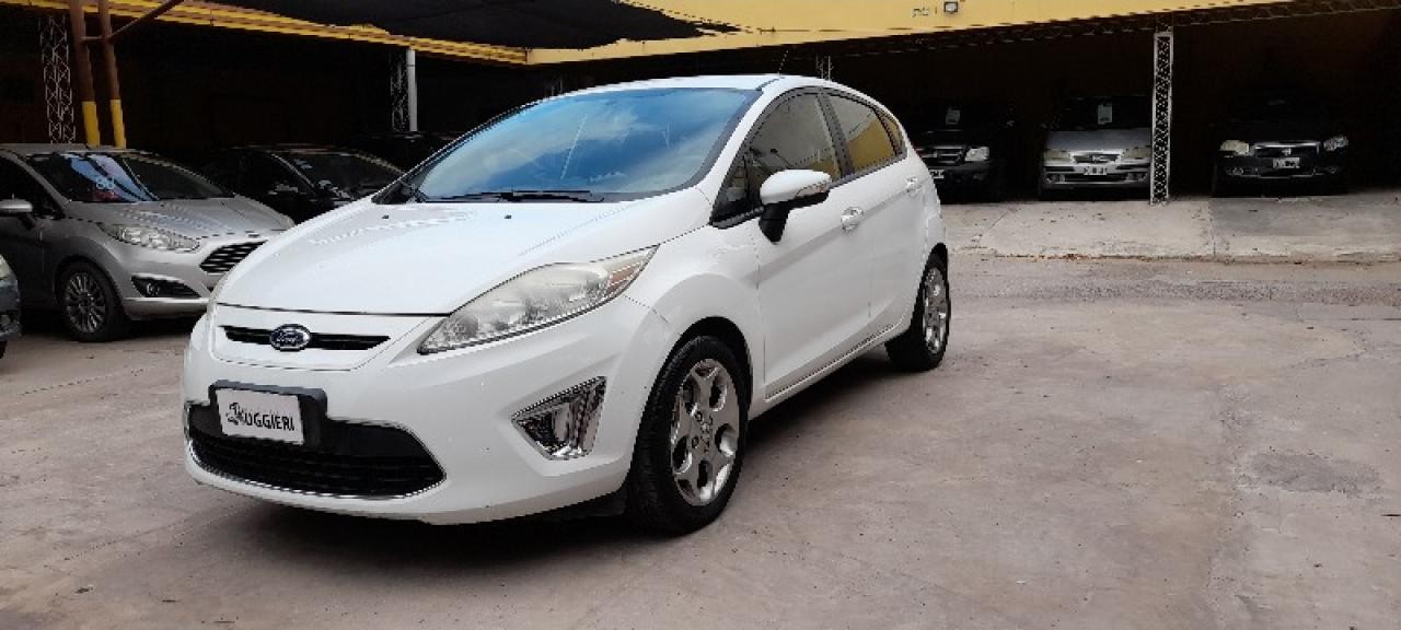 Ford Fiesta Kd Titanium 1.6. Año 2012.