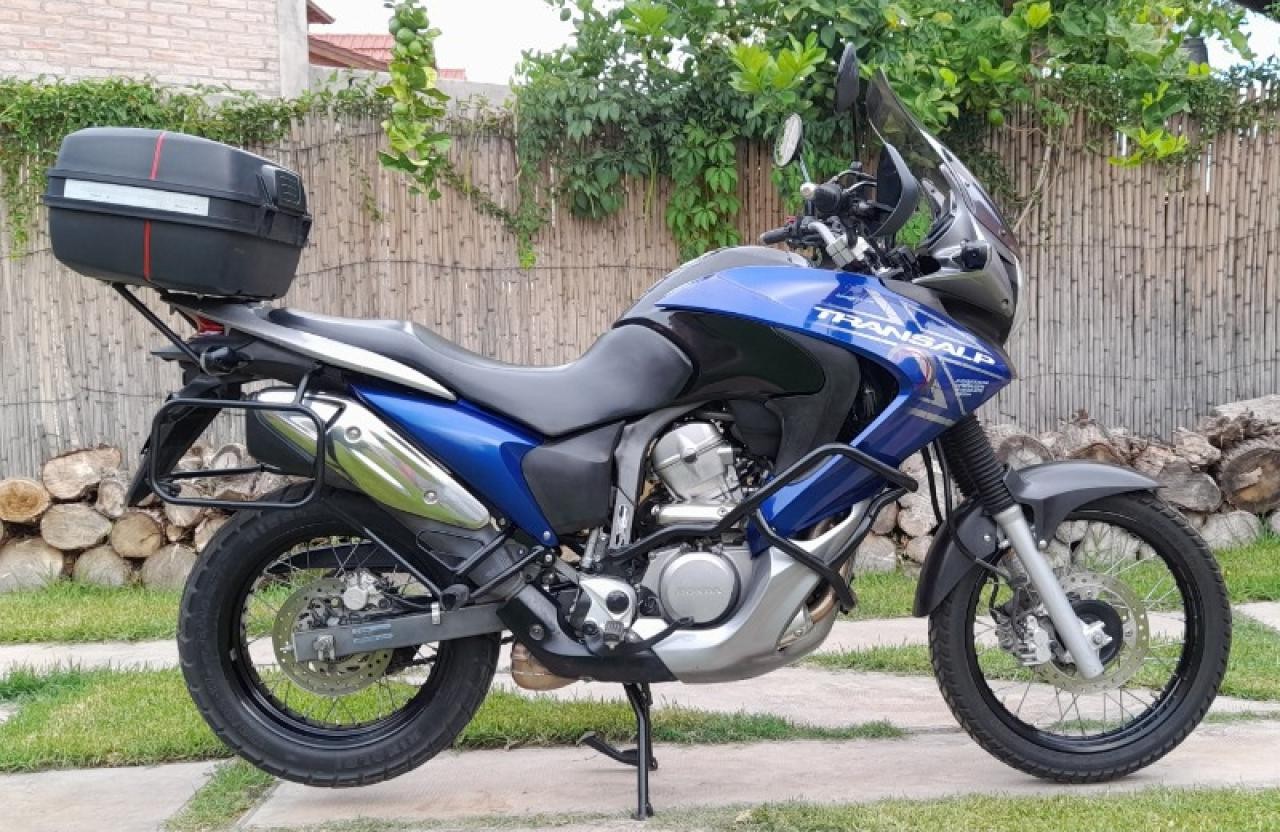 Honda Transalp 700 - 2008
