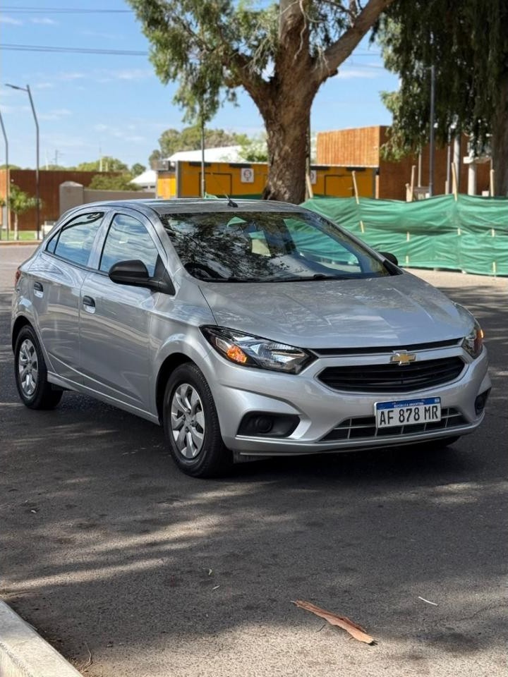 Chevrolet ónix Joy 2023 En Excelente Estado