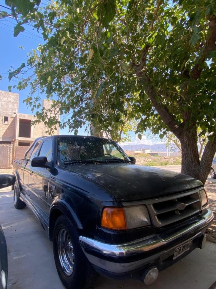 Vendo Oferta -  Ford Ranger Americana 4.0l V6 (gnc 4 Tubos) Bien De Mecánica Y De Papeles