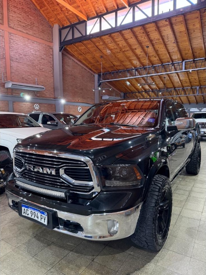 Dodge Ram 2018 1500 6 Asientos