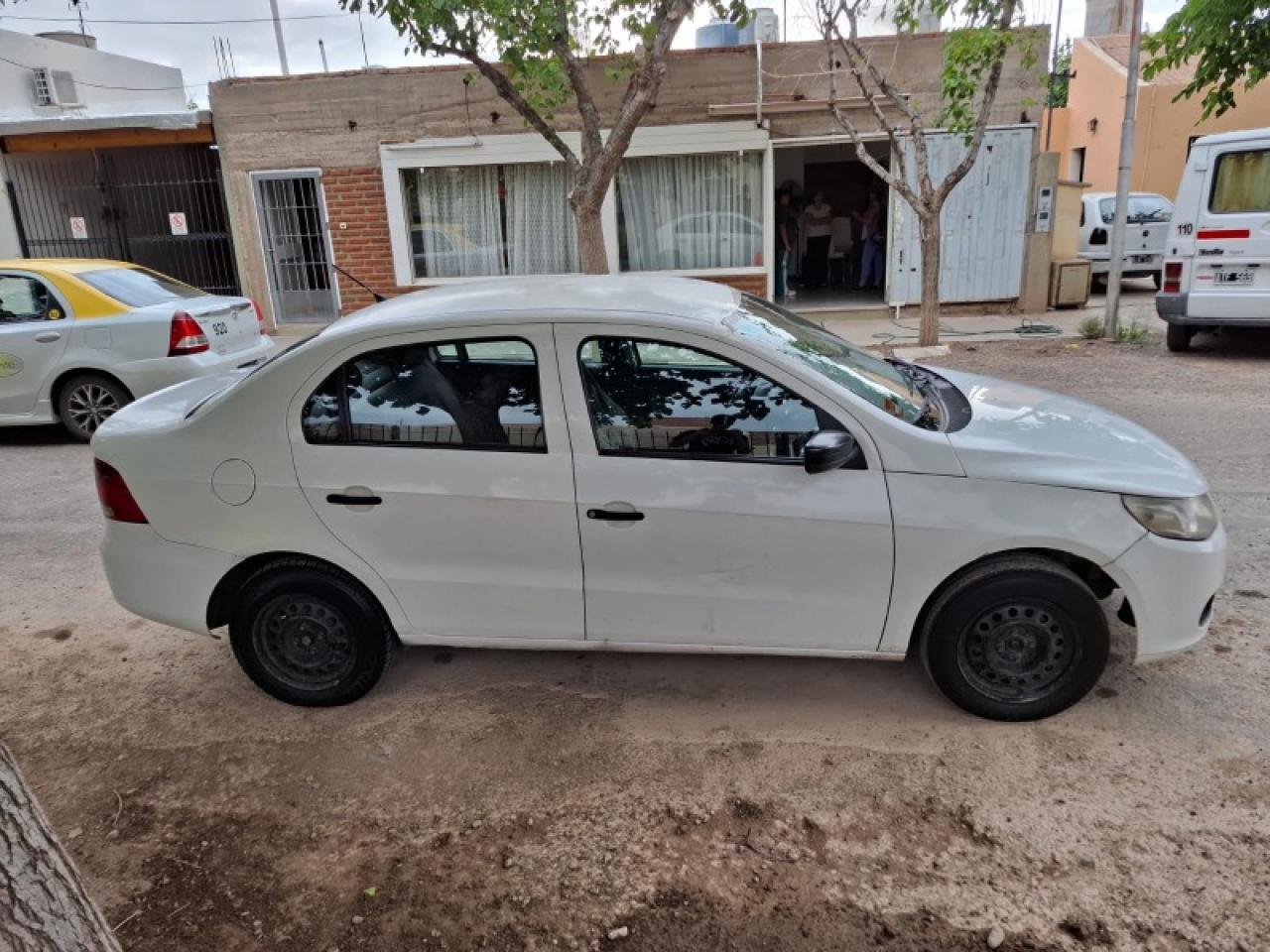 Volkswagen Voyage Base 2011 En Muy Lindo Estado