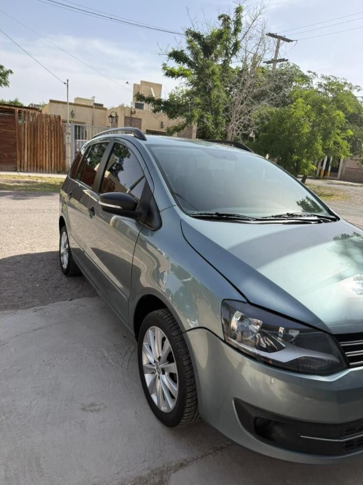 Volkswagen Suran 1.6l I-motion Automatica