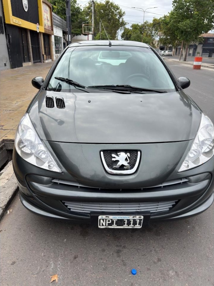 Peugeot 207 Allure 1.4 013