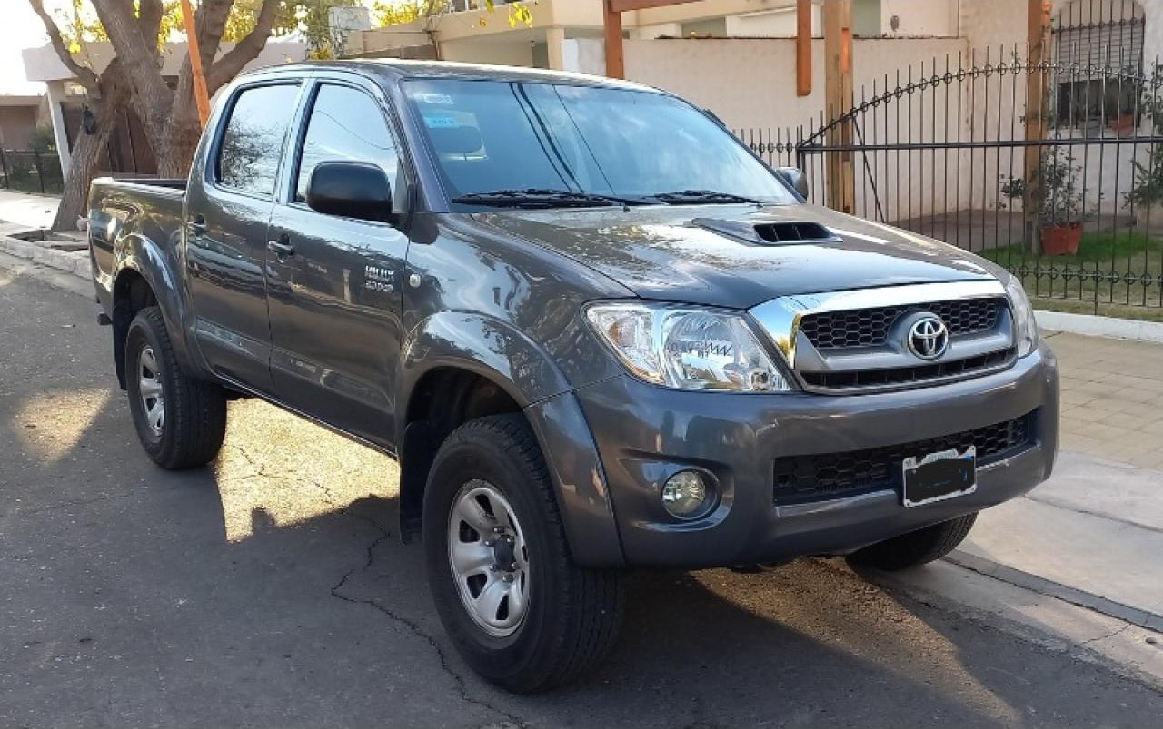 Toyota Hilux 4x4 Sr C/ab 3.0 Tdi
