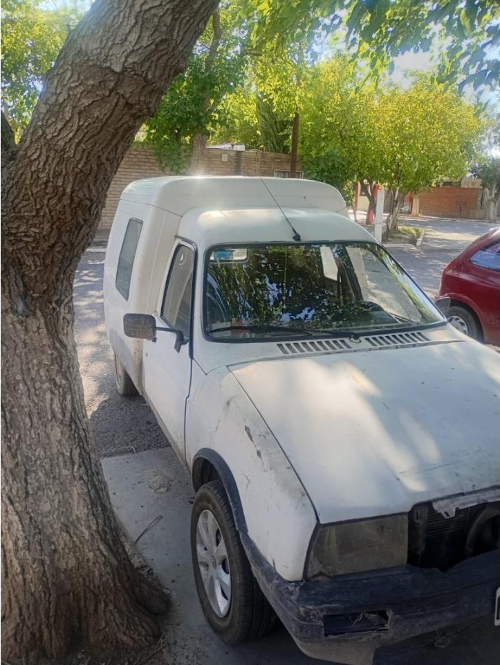 Citroen C15 Furgón, 1996. Titular Escucho Ofertas. Junta De Tapa Recién Cambiada