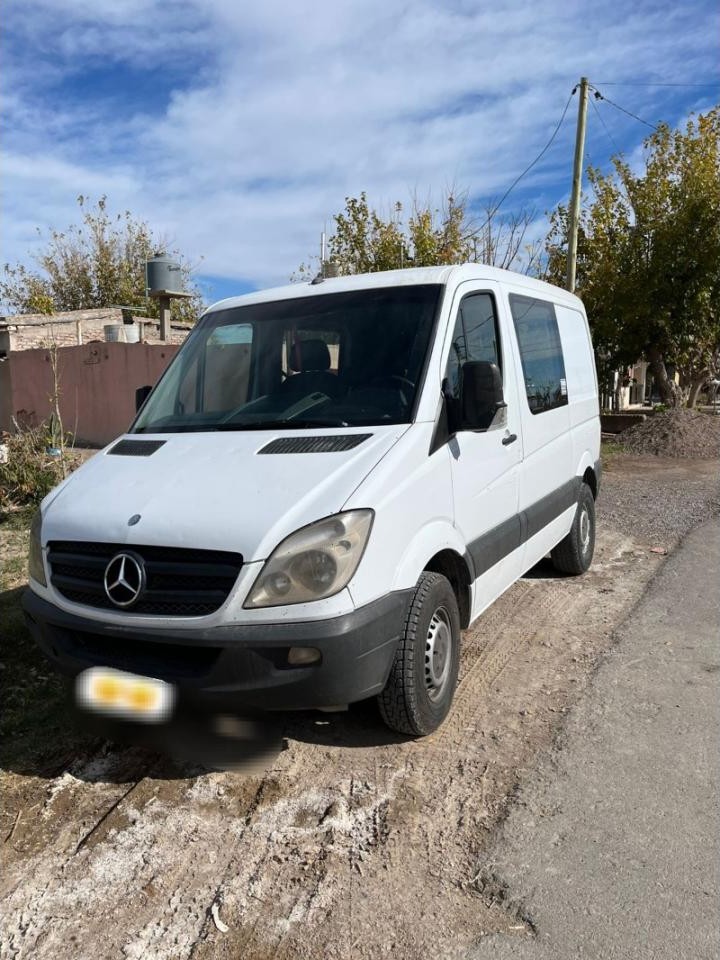 Mercedes Benz Sprinter 415 Furgon