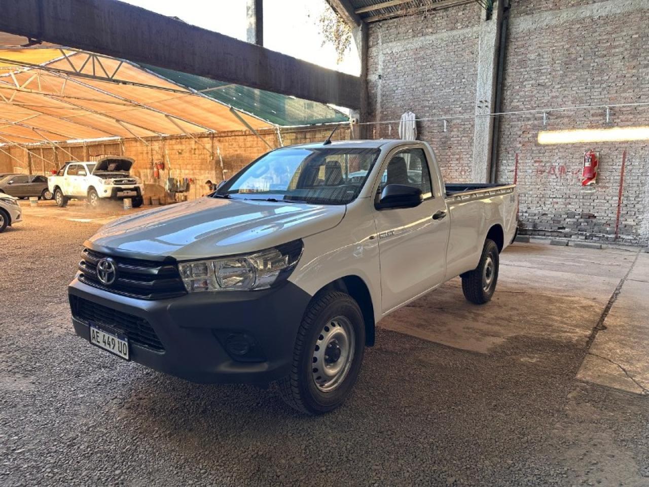 Toyota Hilux 4x4 Cabina Simple 2020, 25.000 Kms