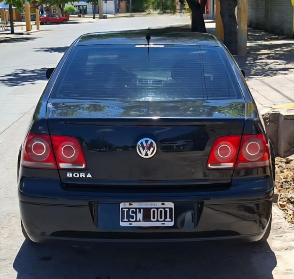 Volkswagen Bora 1.9 Tdi 2010 Remato