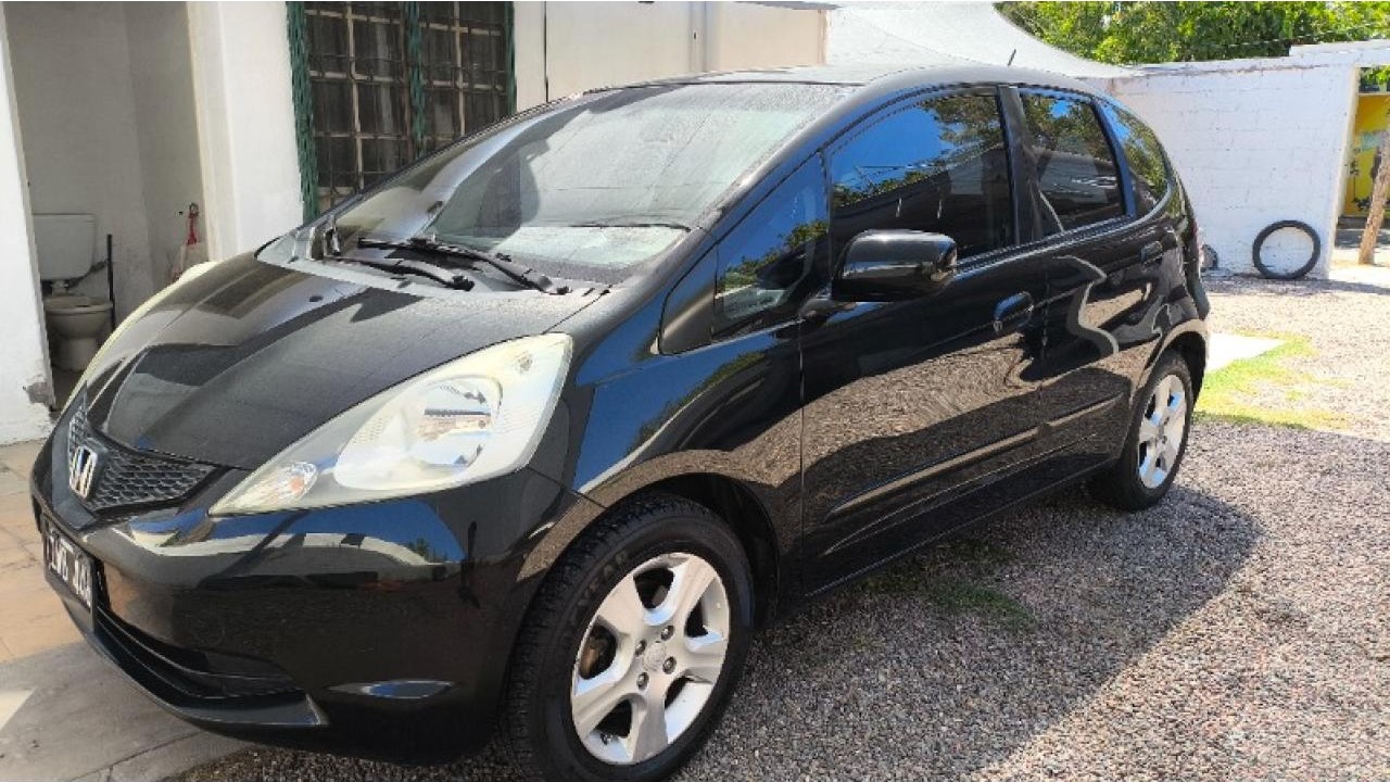 Honda Fit - Particular Vende - Super Cuidado - Tratamiento De Lustrado - Cubiertas Nuevas