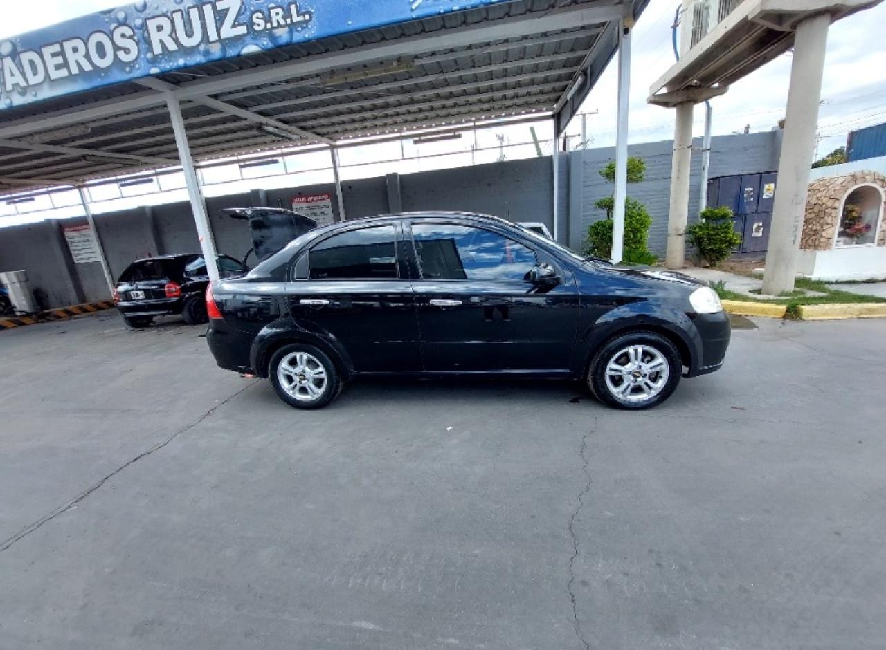 Chevrolet Aveo Full 2011