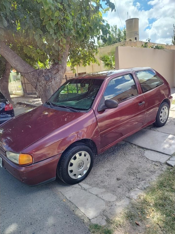 Volkswagen Gol 1.6- Gnc 1996