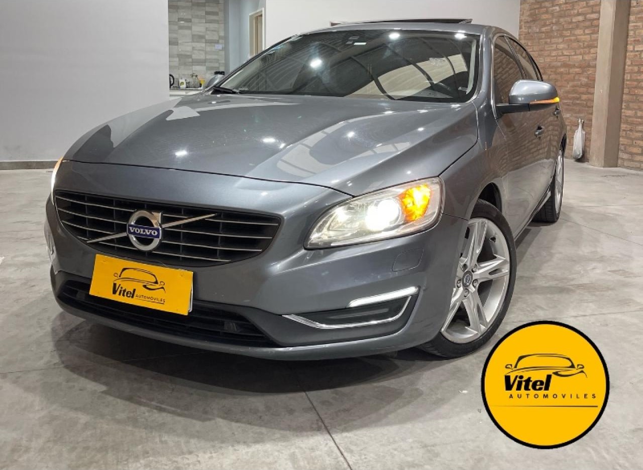 Volvo S60 3.0 At R-desig