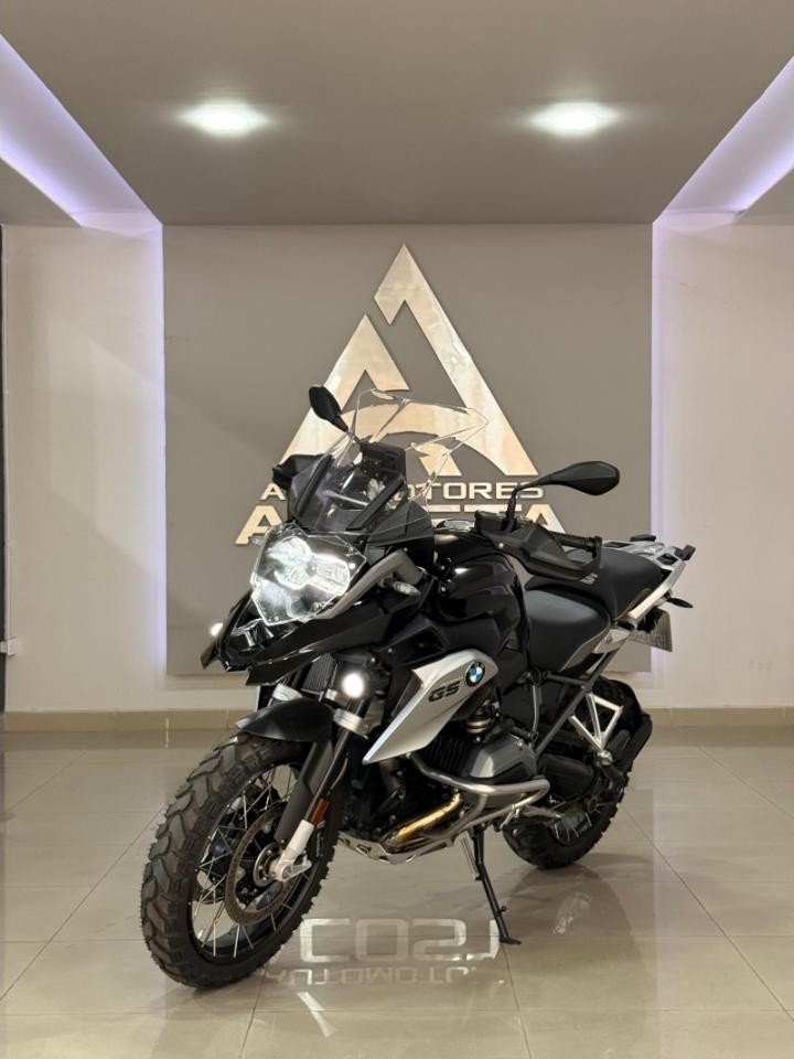 Bmw R1200 Gs Triple Black 2017 (9.000km)