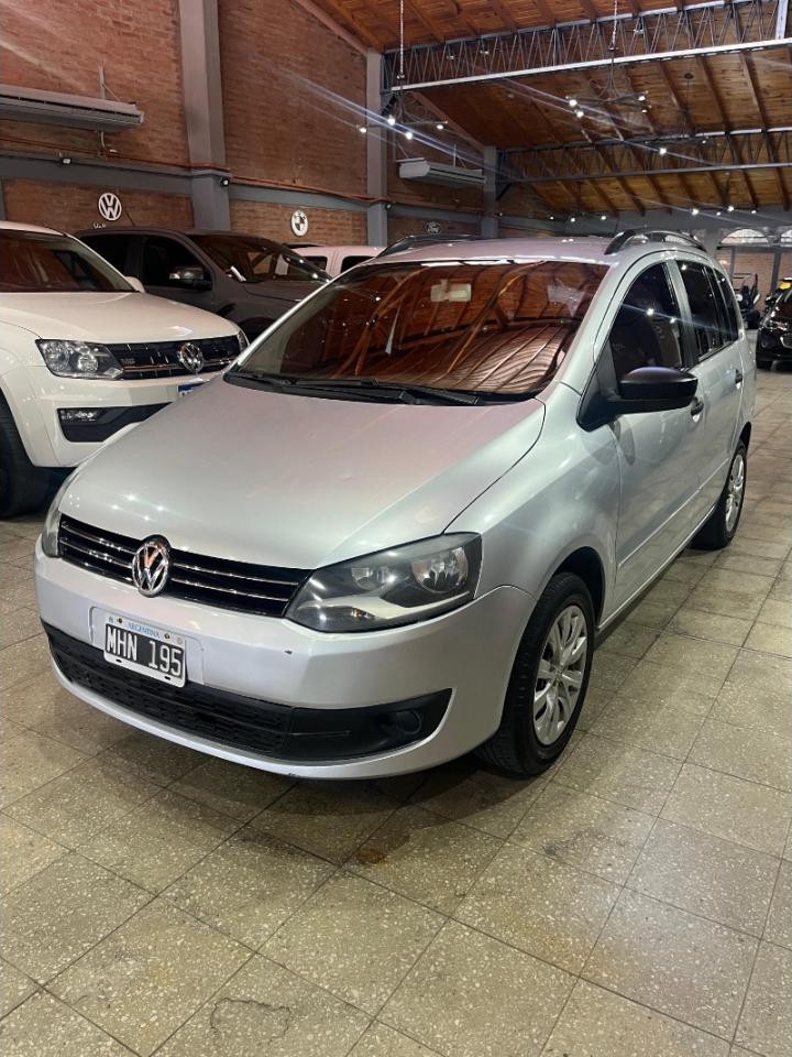 Volkswagen Suran 2013 Impecable