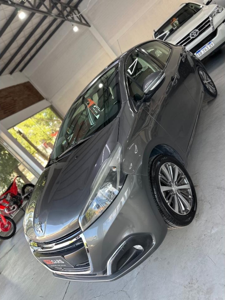 Peugeot 208 Allure 2017