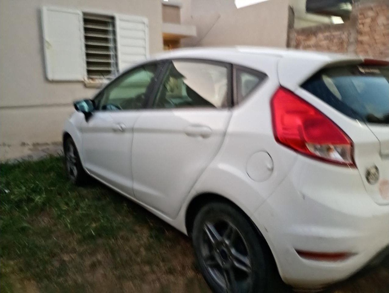 Vendo O Permuto Ford Fiesta Kynetic Design2018