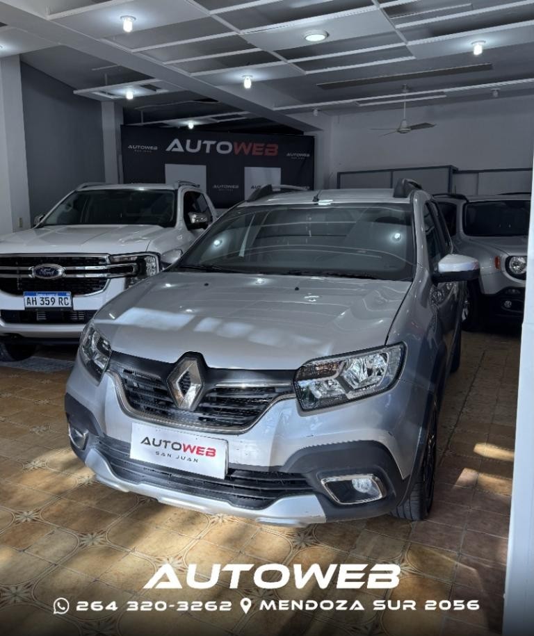 Renault Sandero Stepway 1.6 2023 Impecable