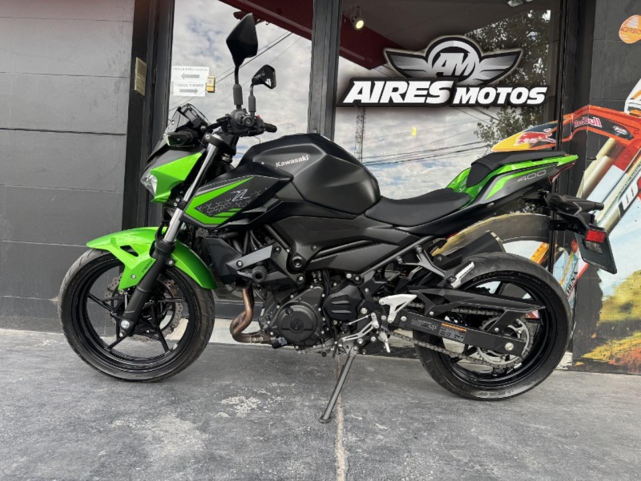 Kawasaki Z400 / 2022 *** Aires Motos *** Financiacion Con Dni / Tarjetas De Credito 24 Meses / Permutas..