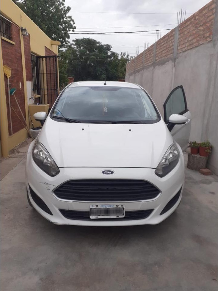 Solo Por Esta Semana 14.000.000 Ford Fiesta Kinetic única Mano 67.0000km Dueña Maestra