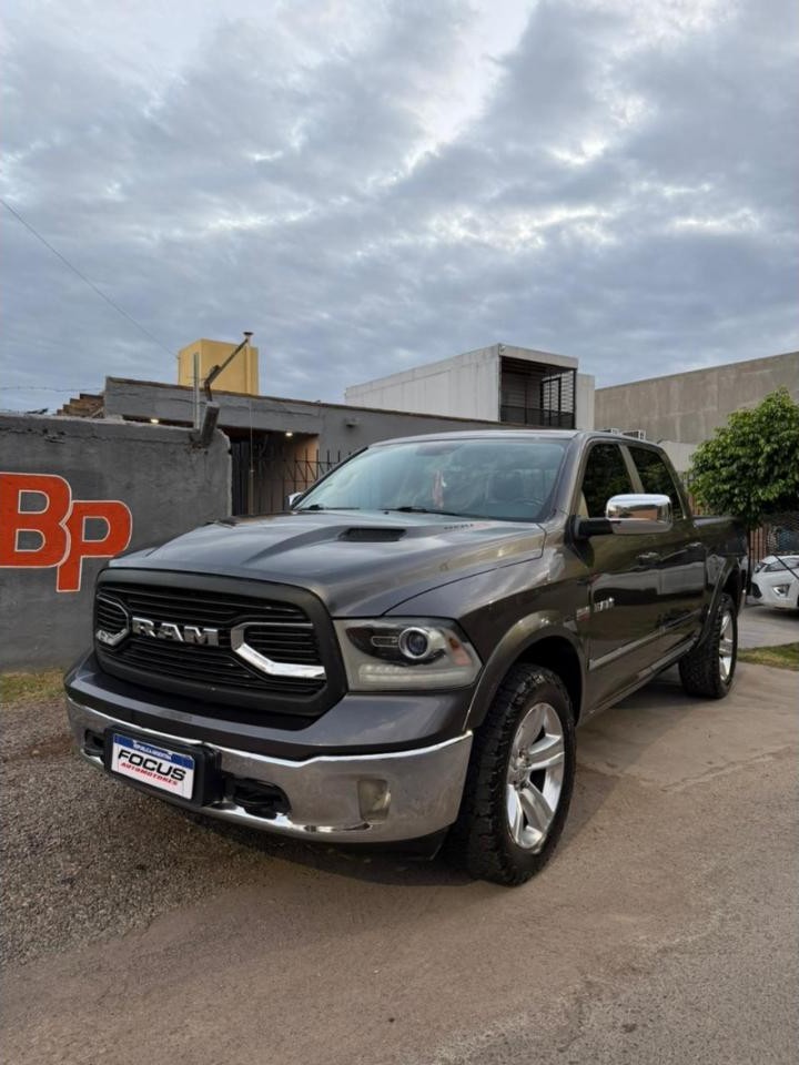 Dodge Ram 1500 Larami 4x4 - 2019