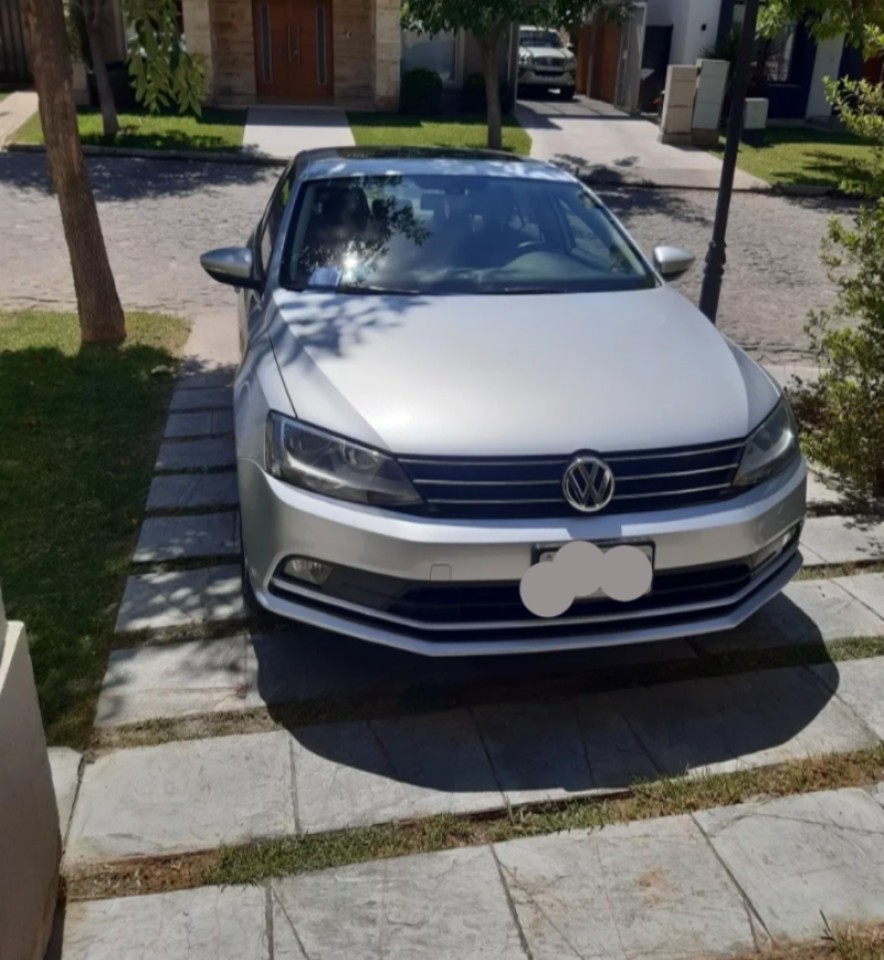 Volkswagen Vento 2.5 2015 Automático Titular Listo Para Transferir