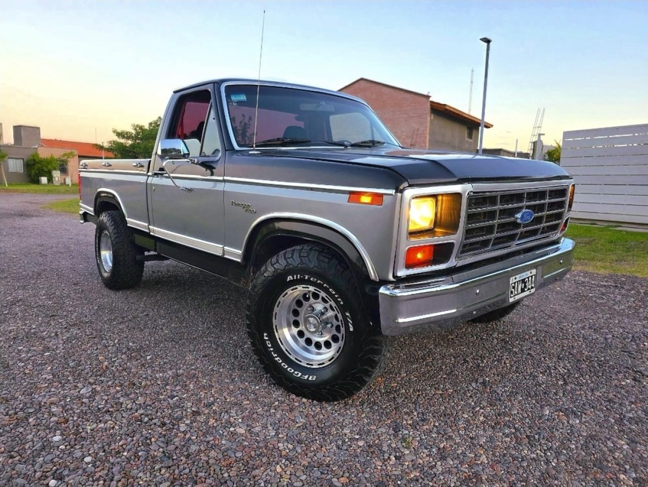 Ford F100 Ranger Xlt 1980 ( U$s 28.000)