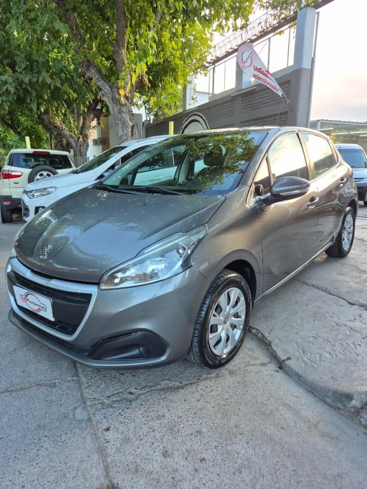 Peugeot 208 2017