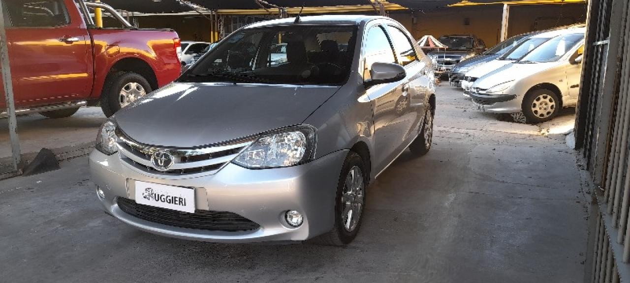 Toyota Etios Xls 1.5 Automatico 4p  Año 2017 Primera Mano Impecable Sanjuanino.
