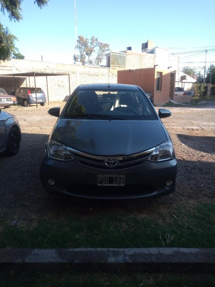 Toyota Etios Xls 2015