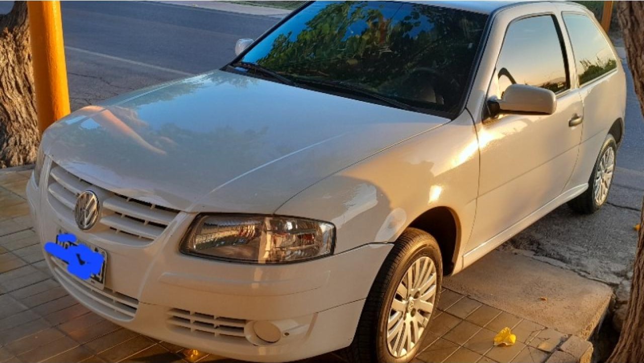 Volkswagen Gol Power 2013. Aire Y Direccion. Titular.
