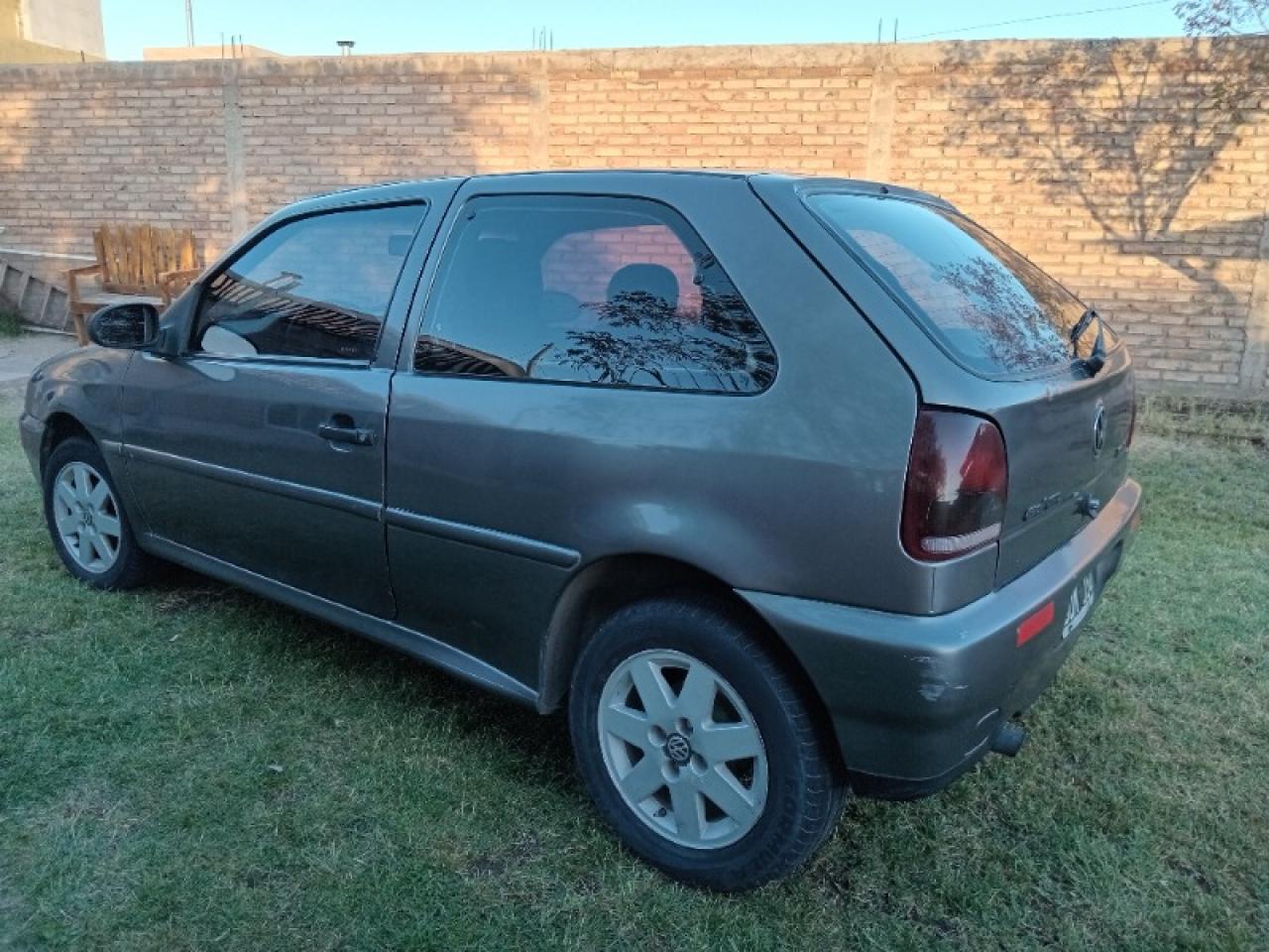 Volkswagen Gol Gld 1.6 - Sedan 3 Puertas, 1998