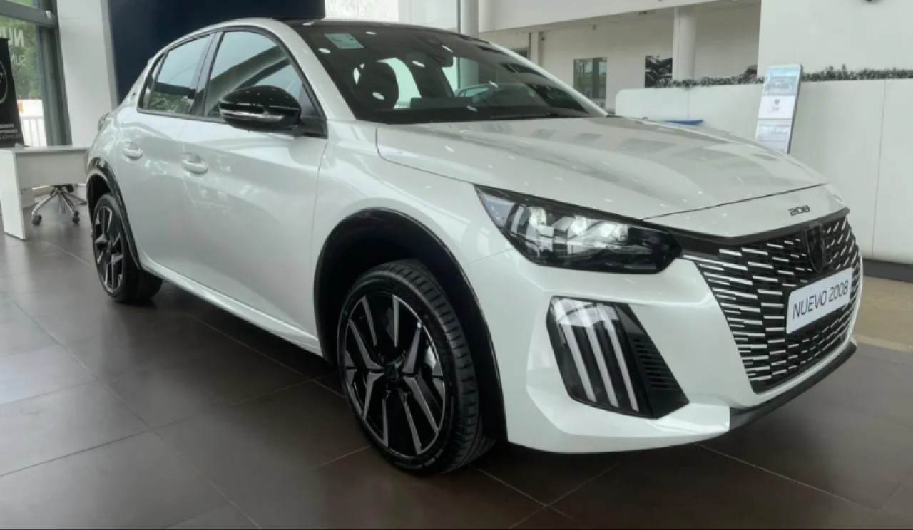 Peugeot 208 1.0 T200 Gt Cvt 0km