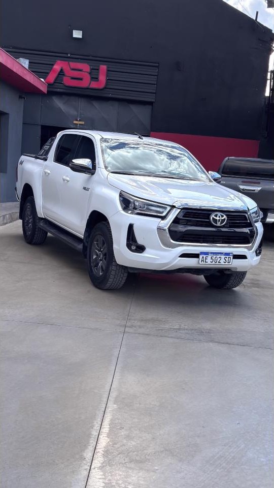 Toyota Hilux Pick-up 2.8 Cd Srv 204cv 4x4 2021 88000km