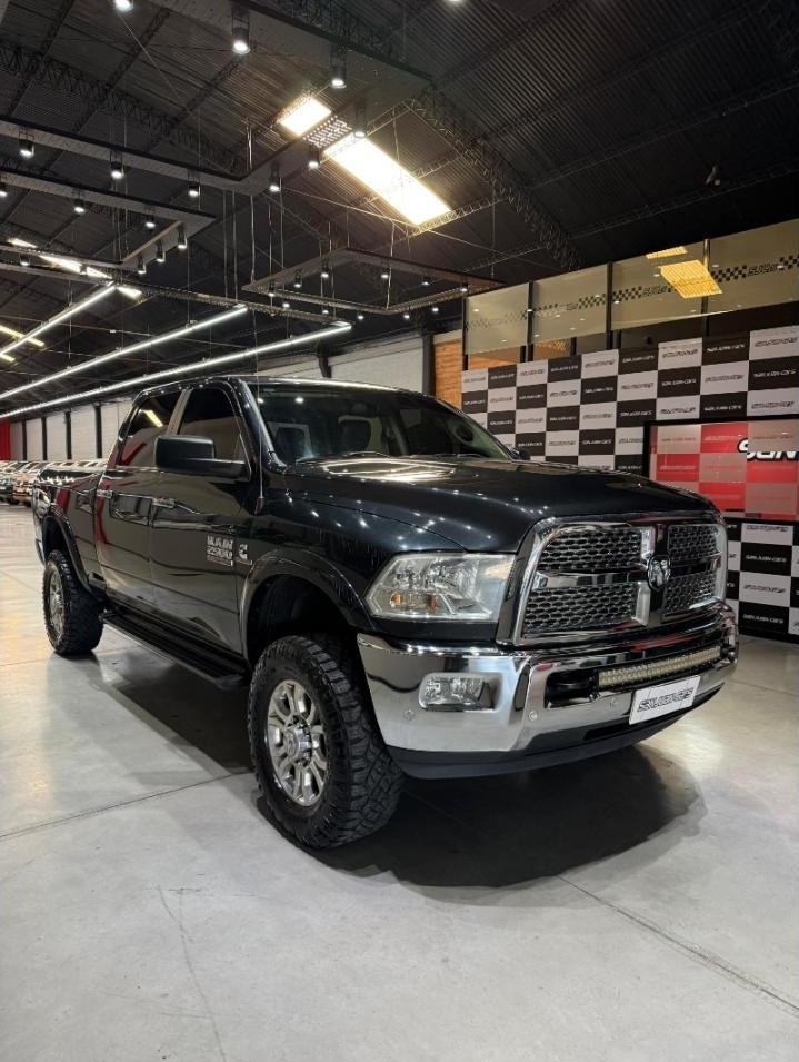 Dodge Ram 2500 6.7 Laramie Atx 350cv 4x4 2017 Con Accesorios, Cubiertas Nuevas, Etc