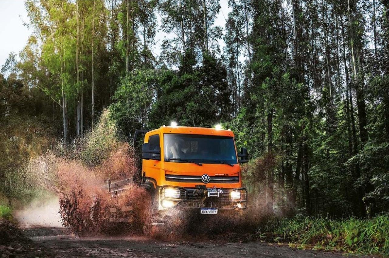 Volkswagen Delivery 11.180 4 X 4