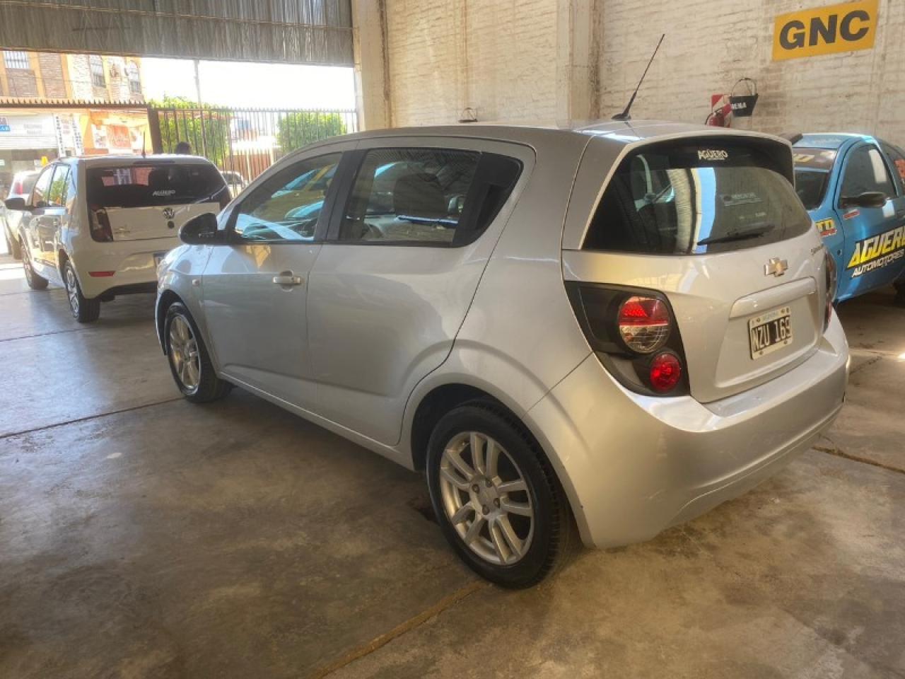 Miniatura 3