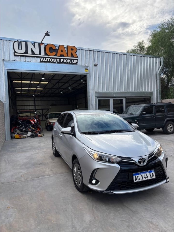 Toyota Yaris Xls Automático 2024 - 26.000 Km