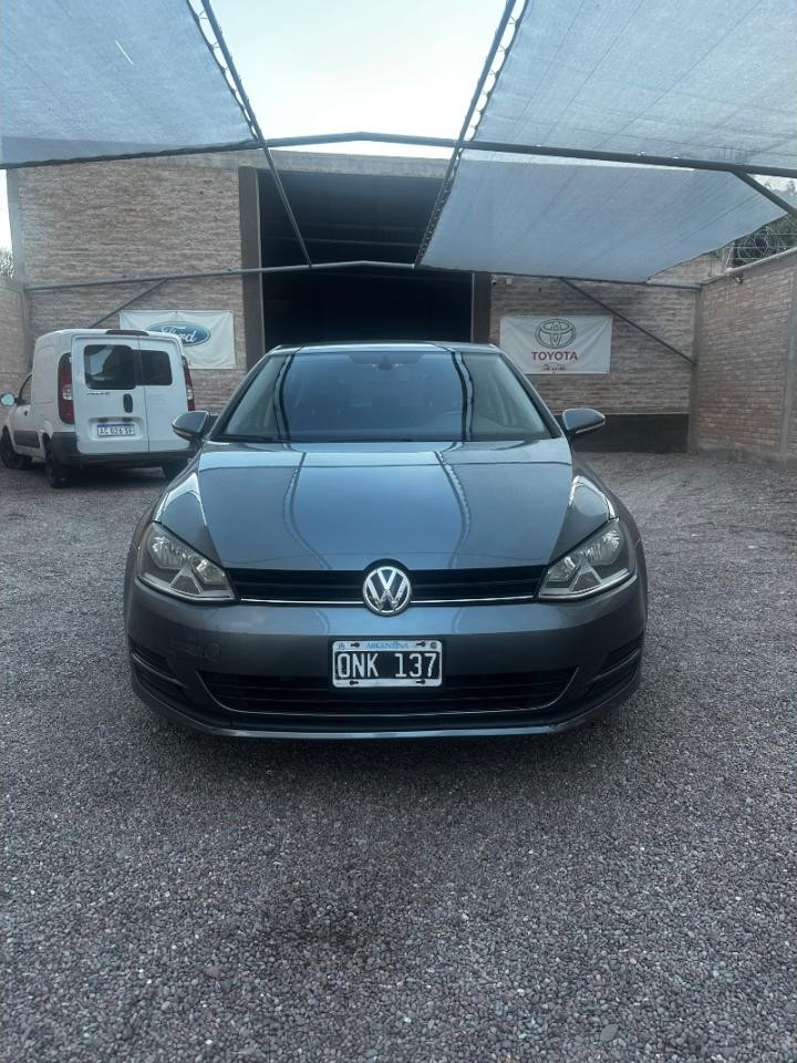 Volkswagen Golf 1.6 Trendline 2015