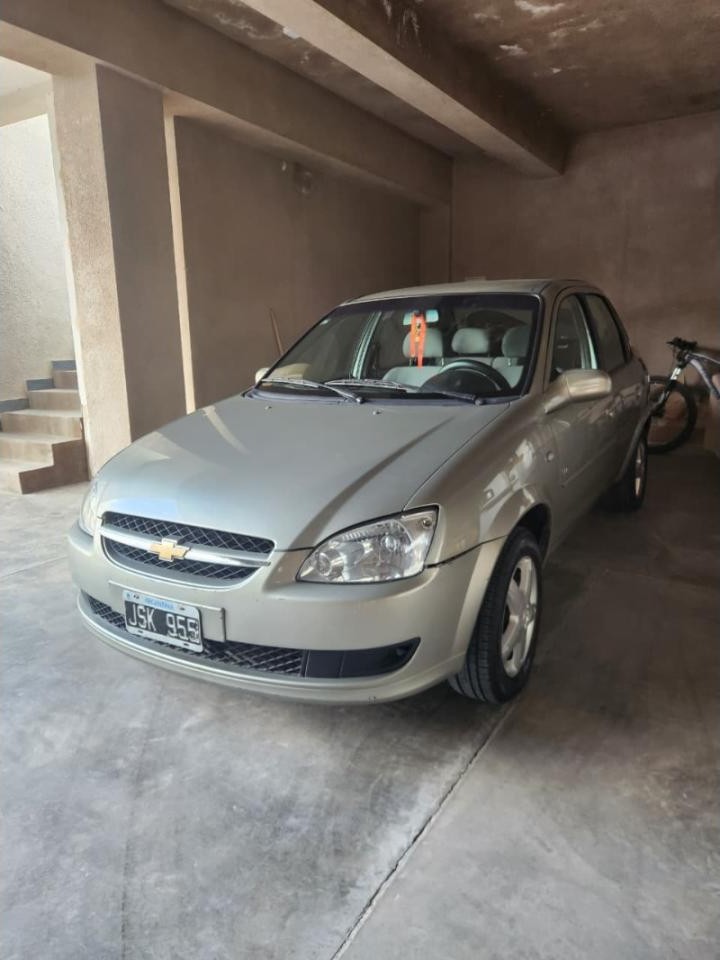 Chevrolet Classic 1.4 Lt 2011 82mil Km