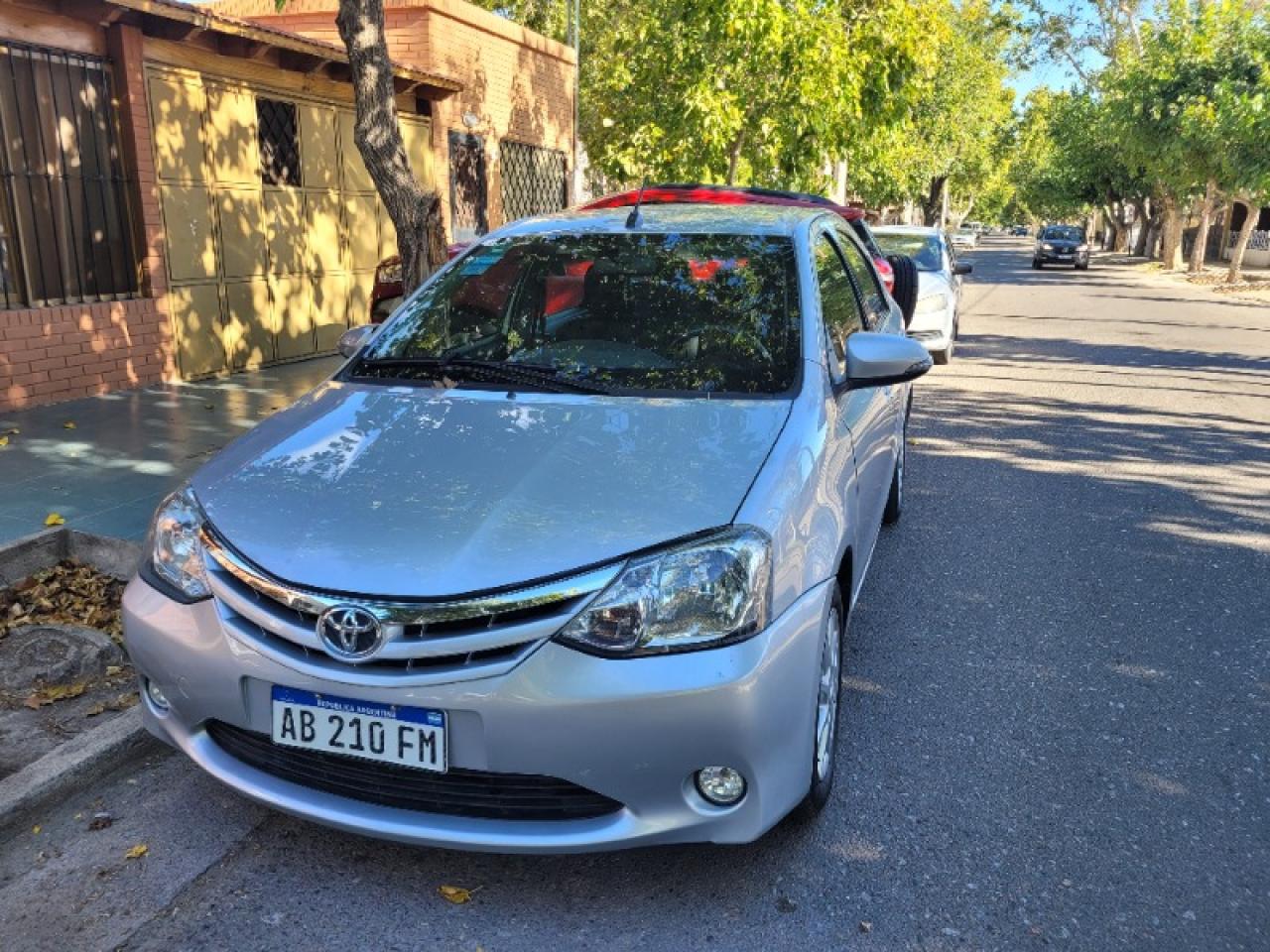Toyota Etios Xls 1.5 At