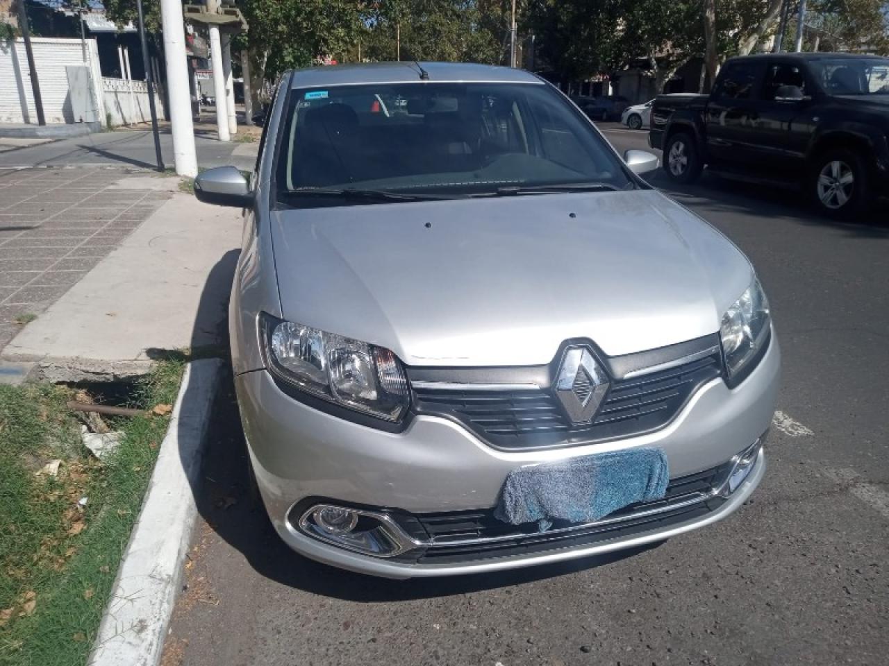 Renault Logan Privilege 1.6l 16v 2017