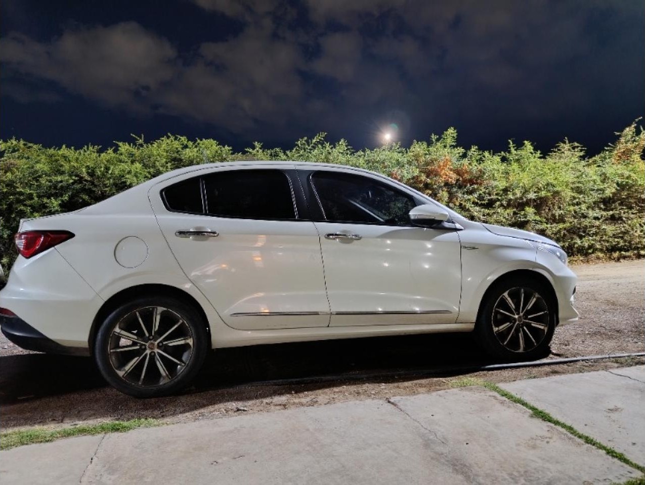 Fiat Cronos 1.8 Automático 18.500.000