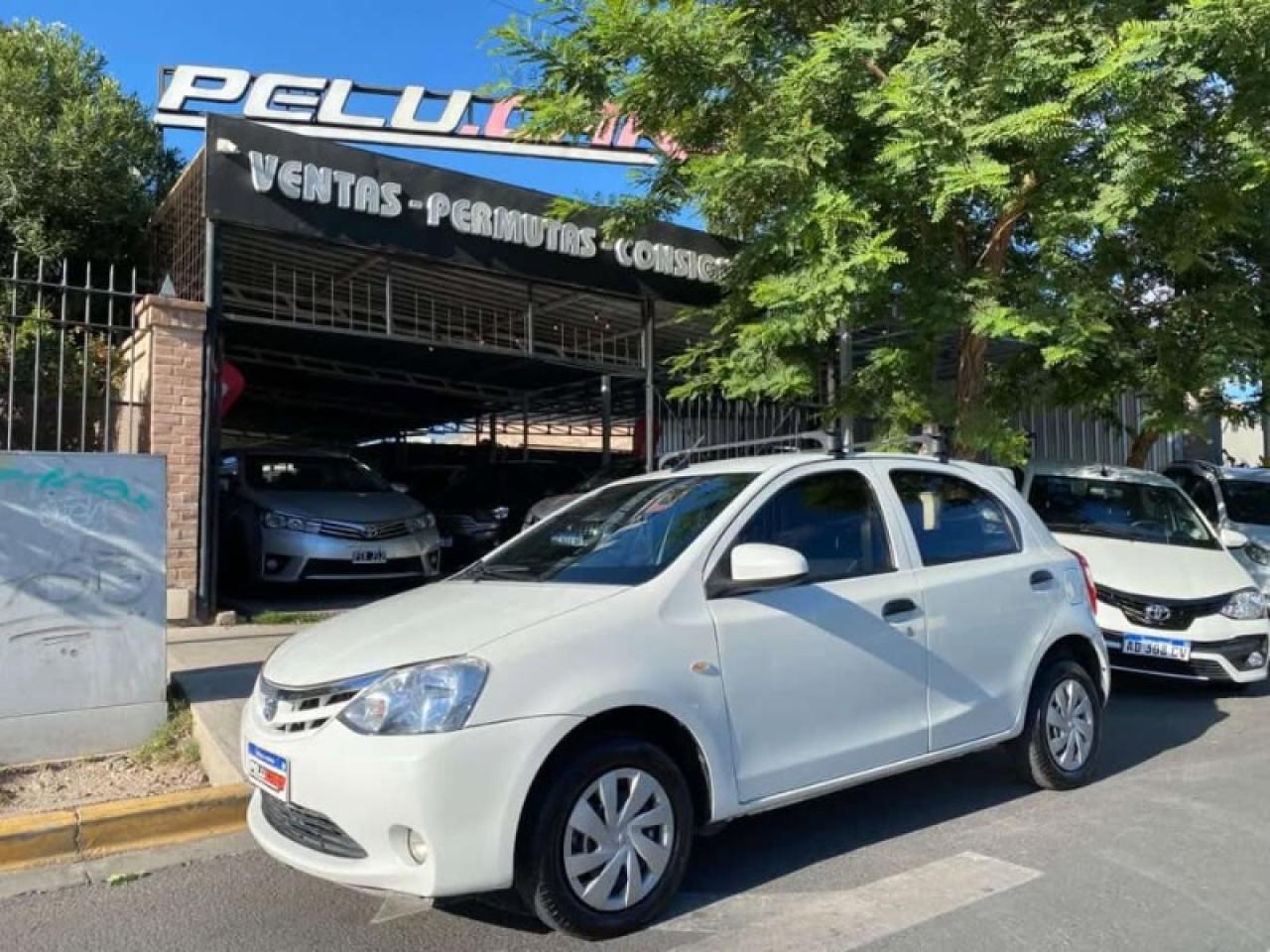 Toyota Etios X 1.5 2016